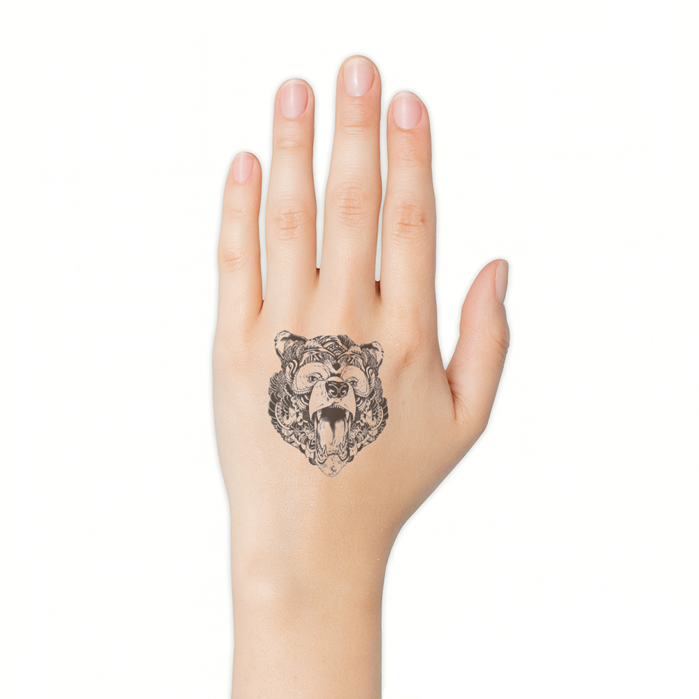Hand tattoo roaring bear - Afbeelding 2